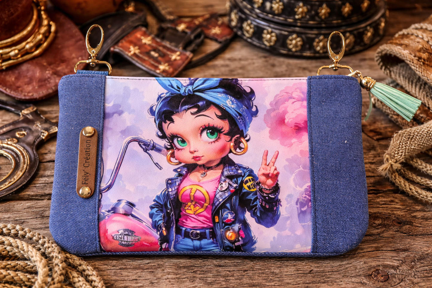 Mini pochettes Betty et sa moto